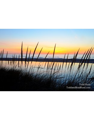 Stillness at the Outlet