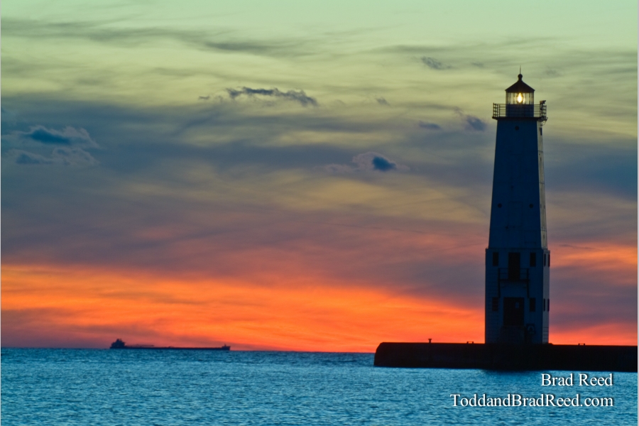 Frankfort Lighthouse and Lower Laker (1492)