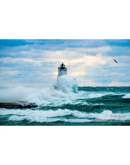 Ludington Lighthouse Storm (2305)
