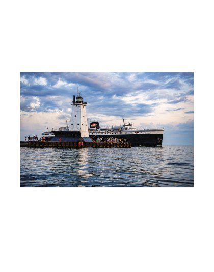 Greeting Card: Iconic Wave