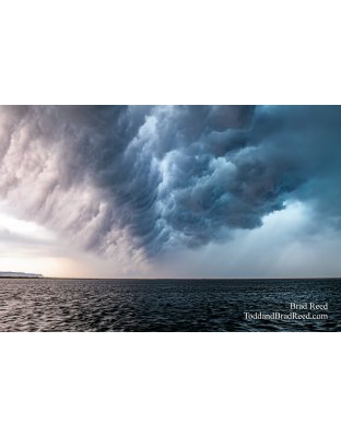 Explosive Clouds